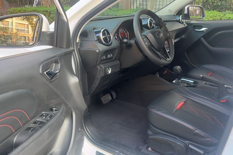 Used Soueast DX3 2018 1.5T CVT Luxury Model Interior 2