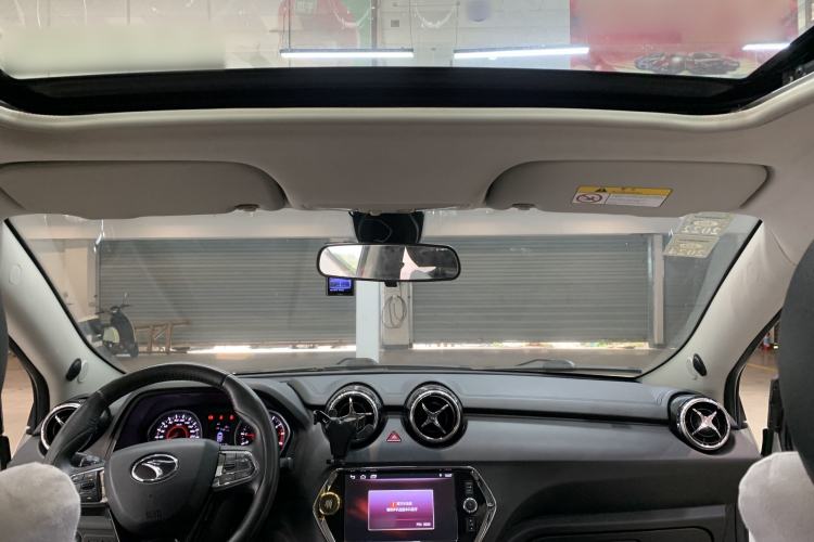 Used Soueast DX3 2018 1.5T CVT Luxury Model Interior 2