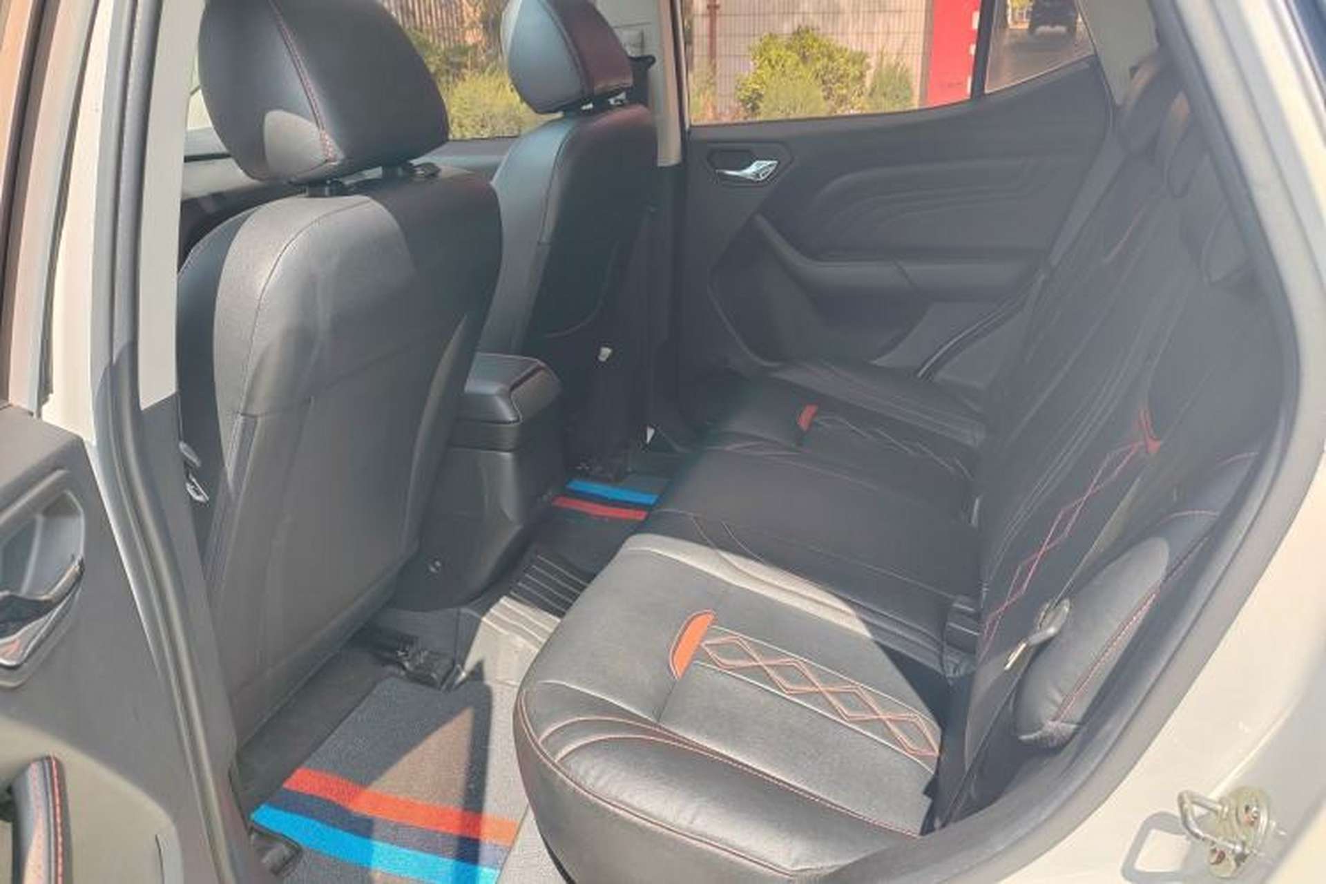 Used Soueast DX3 2018 1.5L Manual Luxury Model Interior 3