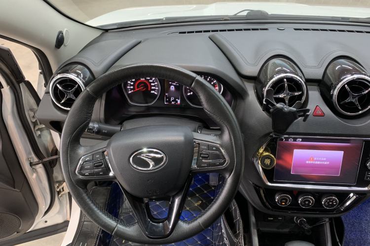 Used Soueast DX3 2018 1.5T CVT Luxury Model Interior 3