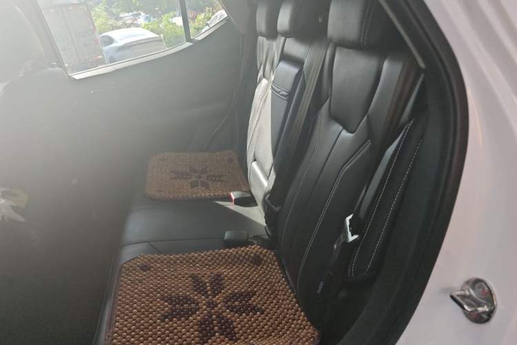 Used Soueast DX3 2018 EV400 Elite Edition Interior 4
