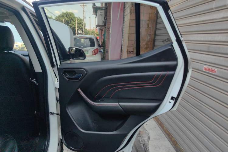 Used Soueast DX3 2018 1.5T CVT Luxury Model Interior 6