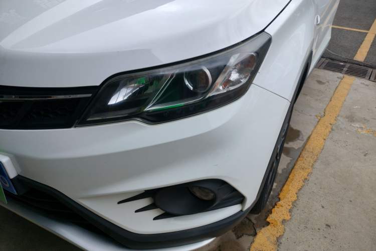 Used Soueast DX3 2018 1.5L Manual Luxury Model Left Front Headlight