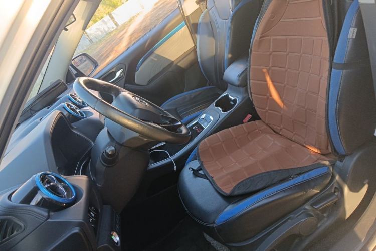 Used Soueast DX3 2018 EV Flagship Model Left Front Seat