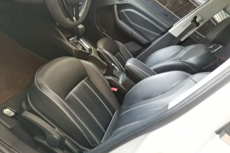 Used Soueast DX3 2018 1.5T CVT Luxury Model Left Front Seat