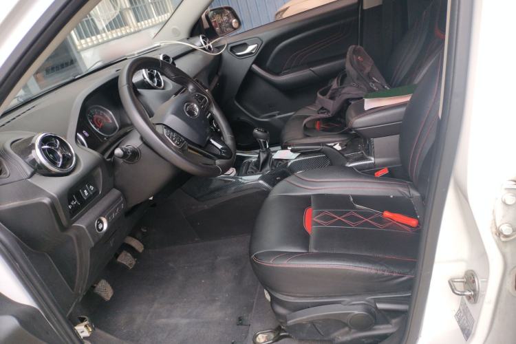 Used Soueast DX3 2018 1.5L Manual Luxury Model Left Front Seat