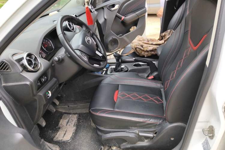 Used Soueast DX3 2018 1.5L Manual Luxury Model Left Front Seat
