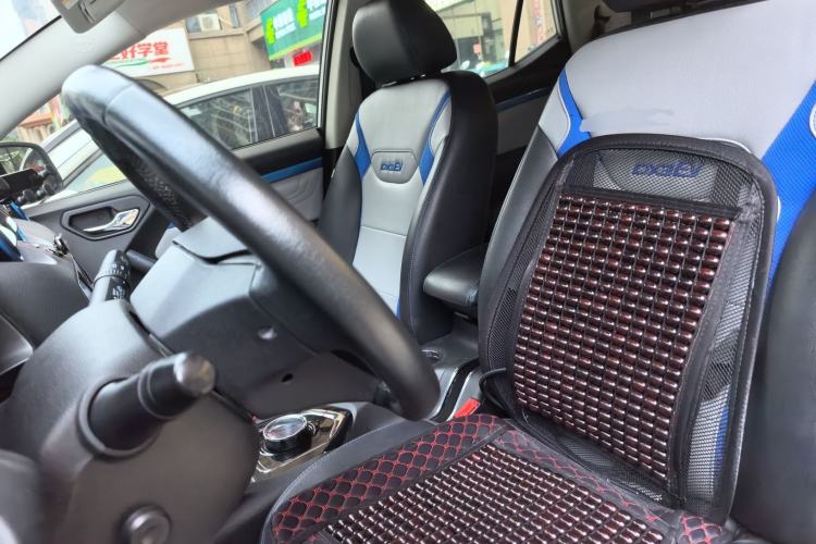 Used Soueast DX3 2018 EV Flagship Model Left Front Seat