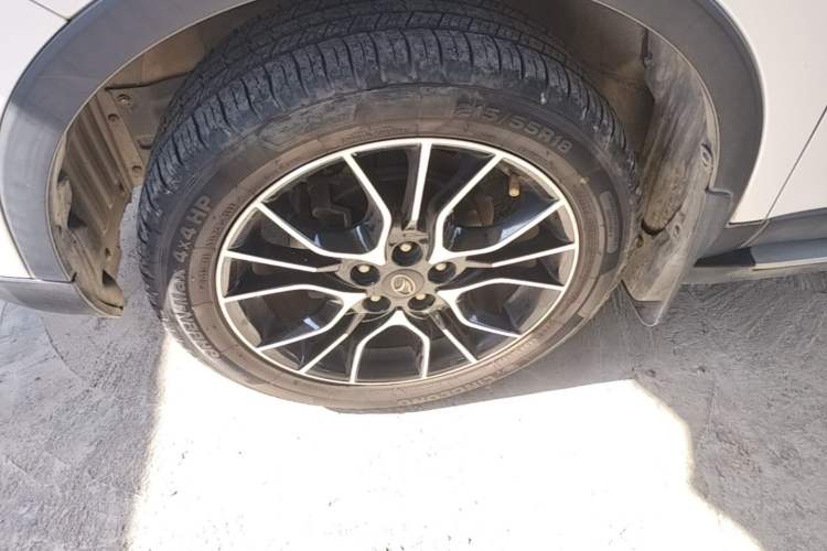 Used Soueast DX3 2018 1.5L Manual Luxury Model Left Front Wheel Hub