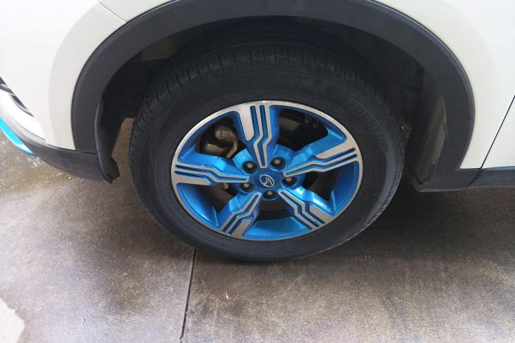 Used Soueast DX3 2018 EV400 Elite Edition Left Front Wheel Hub