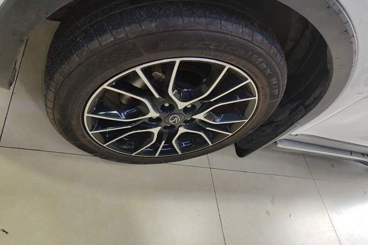 Used Soueast DX3 2018 1.5T CVT Luxury Model Left Front Wheel Hub