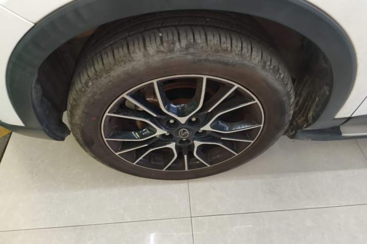 Used Soueast DX3 2018 1.5T CVT Luxury Model Left Front Wheel Hub