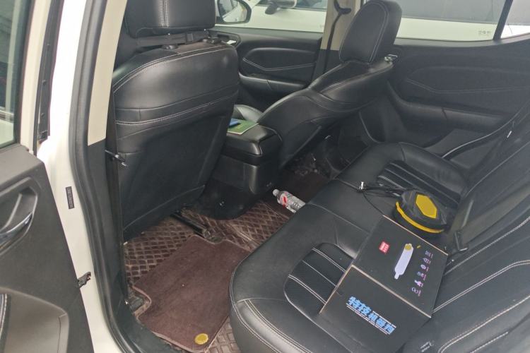 Used Soueast DX3 2018 1.5L Outdoor Edition Manual Luxury Version Left Rear Seat