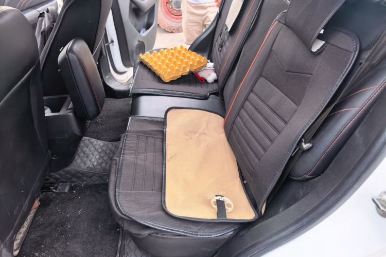 Used Soueast DX3 2018 1.5T CVT Flagship Edition Left Rear Seat