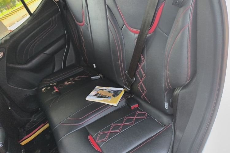 Used Soueast DX3 2018 1.5L Manual Luxury Model Left Rear Seat