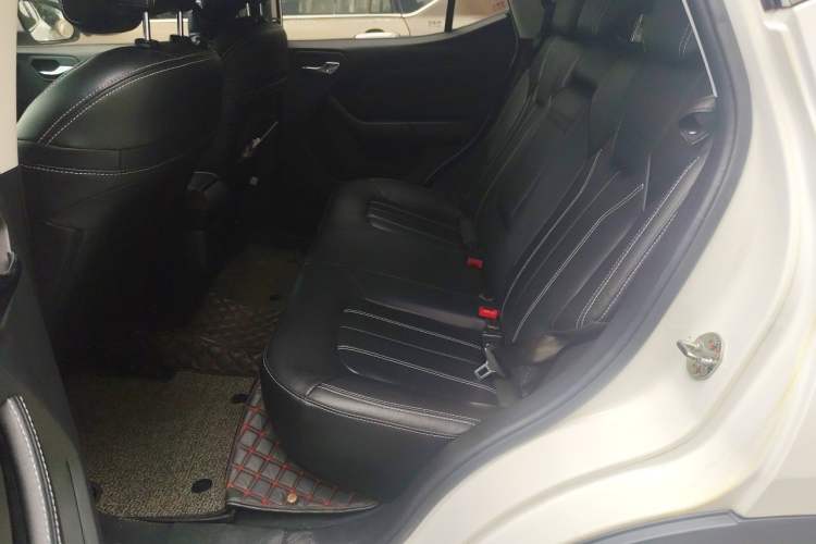 Used Soueast DX3 2018 1.5T Outdoor Edition CVT Prestige Model Left Rear Seat
