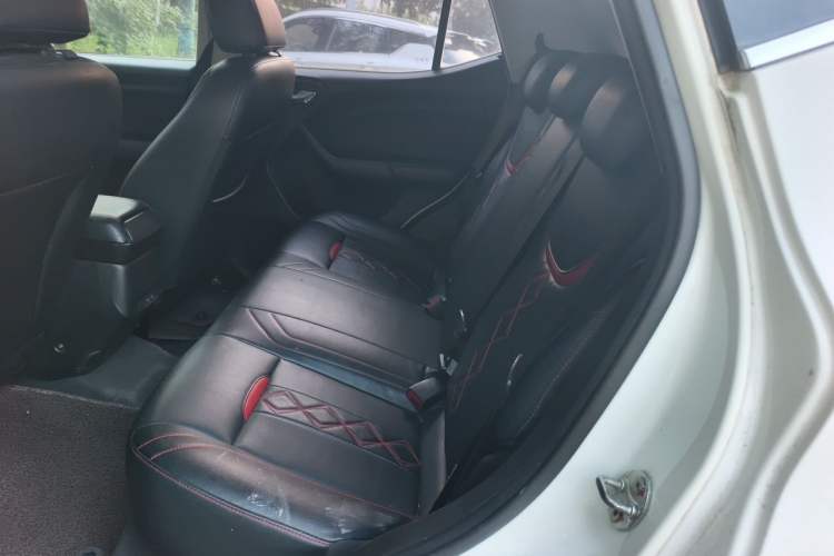 Used Soueast DX3 2018 1.5L Manual Luxury Model Left Rear Seat