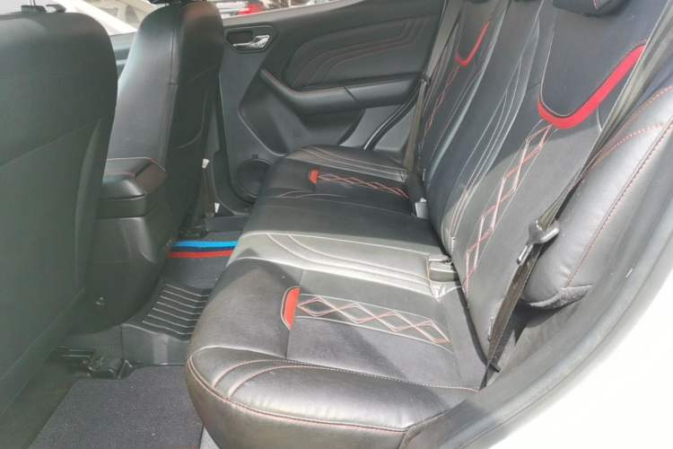 Used Soueast DX3 2018 1.5L Manual Luxury Model Left Rear Seat