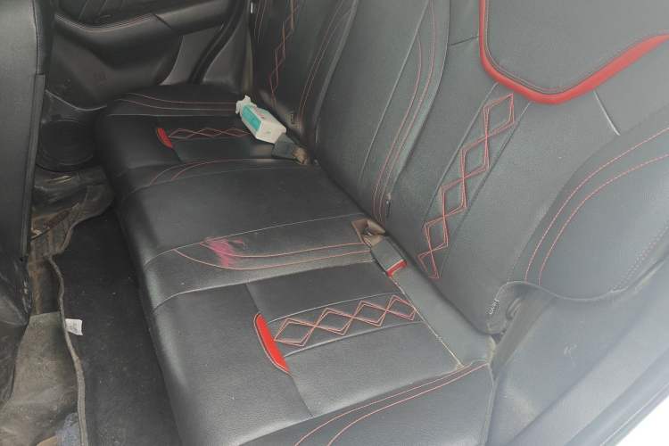 Used Soueast DX3 2018 1.5T CVT Luxury Model Left Rear Seat