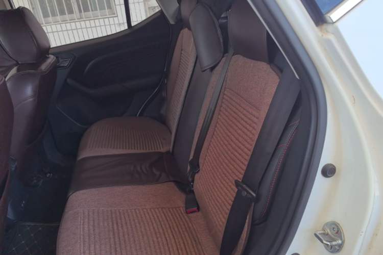 Used Soueast DX3 2018 1.5L Manual Luxury Model Left Rear Seat