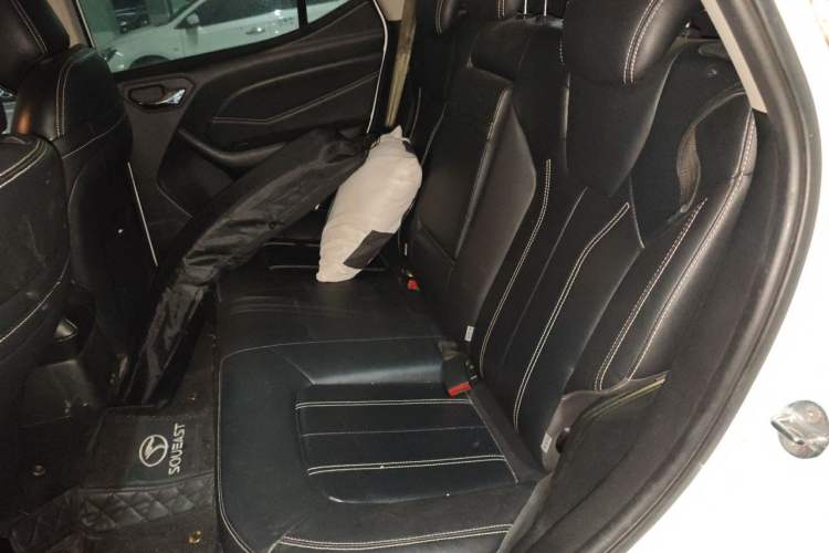 Used Soueast DX3 2018 1.5L Manual Luxury Model Left Rear Seat