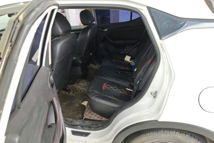 Used Soueast DX3 2018 1.5T CVT Luxury Model Left Rear Seat