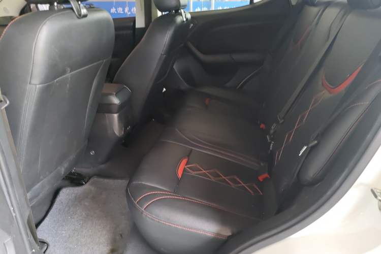 Used Soueast DX3 2018 1.5T CVT Luxury Model Left Rear Seat