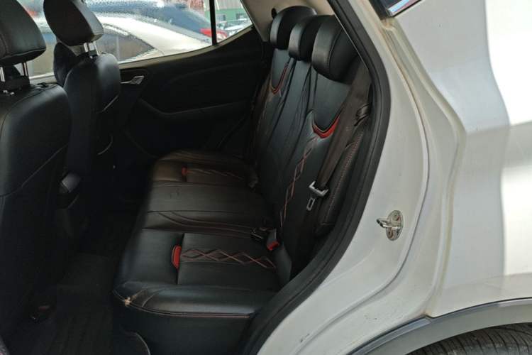 Used Soueast DX3 2018 1.5T CVT Luxury Model Left Rear Seat