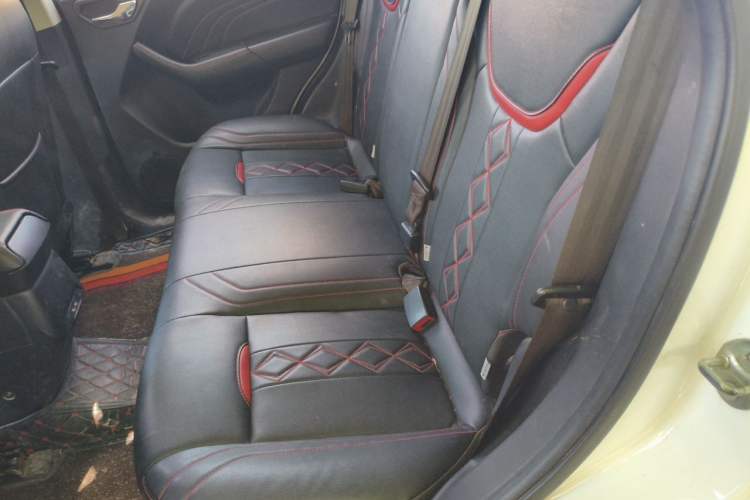 Used Soueast DX3 2018 1.5L Manual Luxury Model Left Rear Seat
