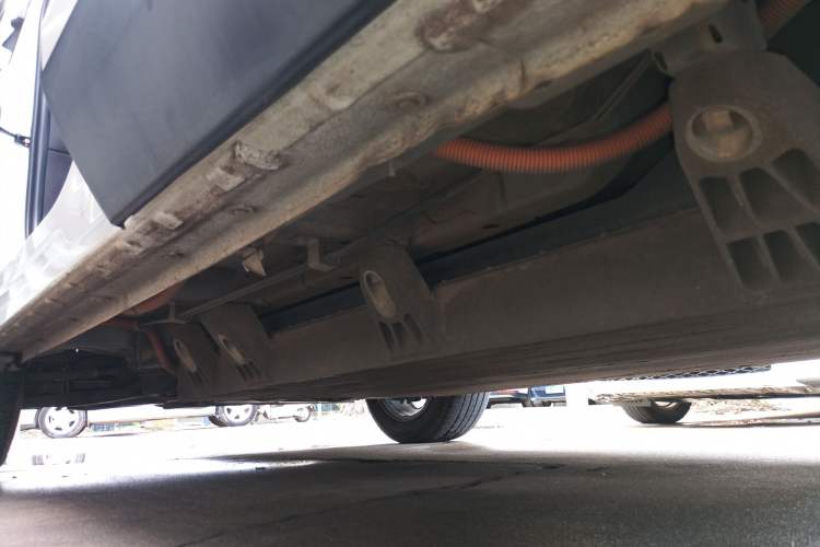 Used Soueast DX3 2018 EV400 Elite Edition Left Side Sill