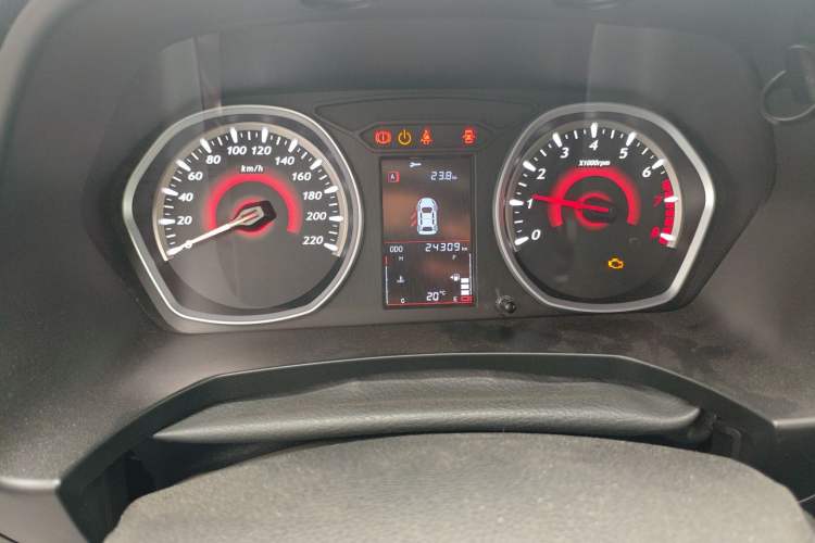 Used Soueast DX3 2018 1.5L Manual Luxury Model Odometer Close Up