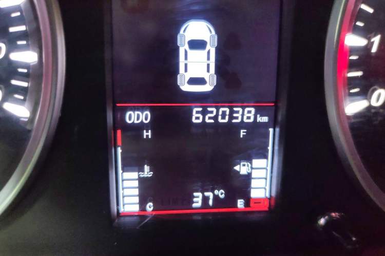Used Soueast DX3 2018 1.5L Manual Luxury Model Odometer Close Up