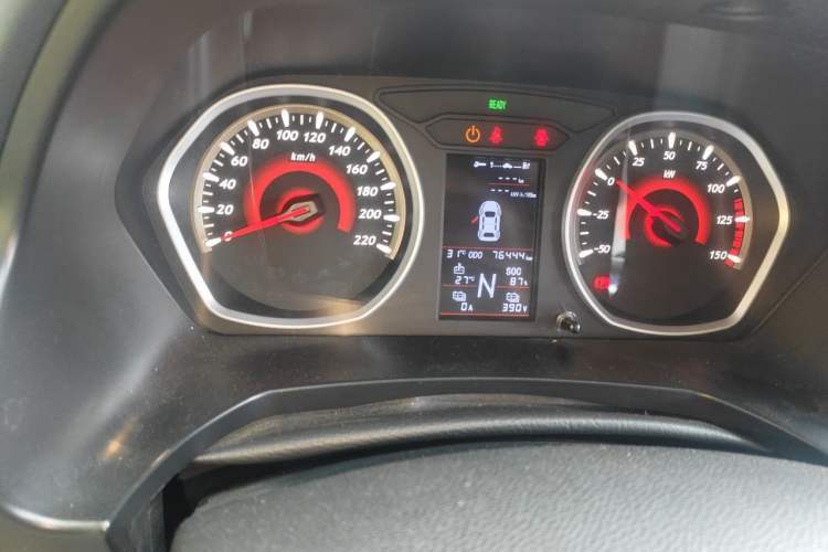 Used Soueast DX3 2018 EV400 Elite Edition Odometer Close Up
