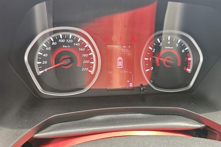 Used Soueast DX3 2018 1.5L Manual Luxury Model Odometer Close Up