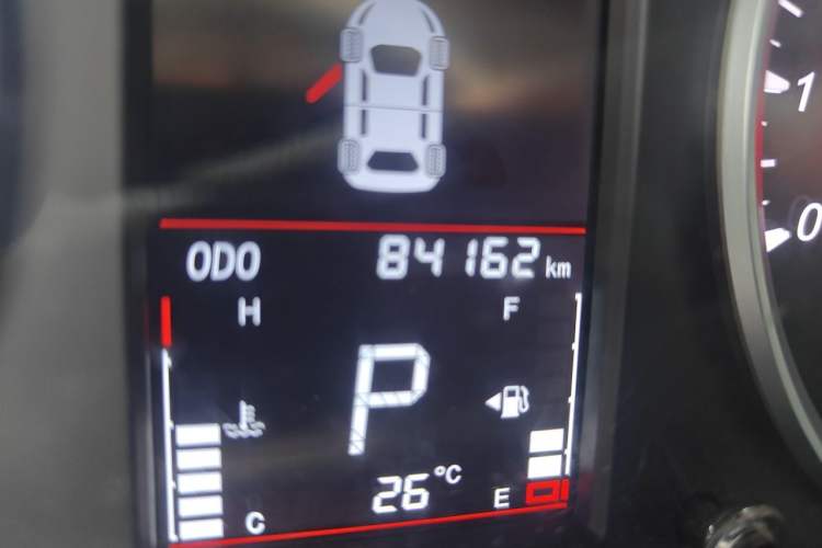 Used Soueast DX3 2018 1.5T CVT Luxury Model Odometer Close Up