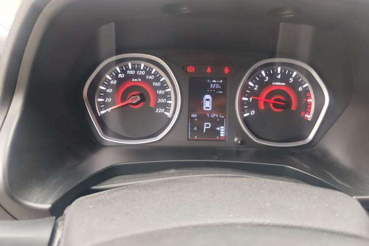 Used Soueast DX3 2018 1.5T CVT Luxury Model Odometer Close Up