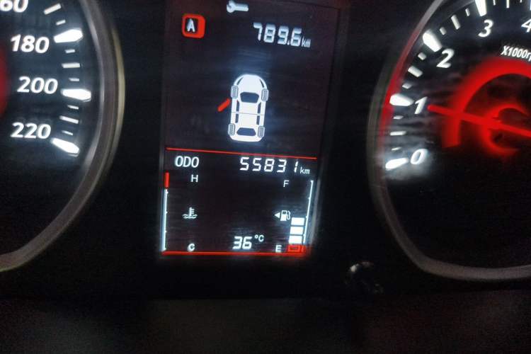 Used Soueast DX3 2018 1.5L Manual Luxury Model Odometer Close Up