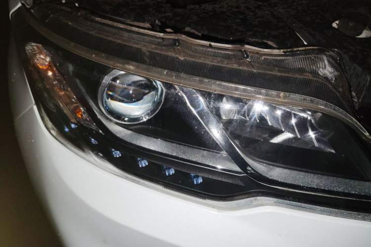 Used Soueast DX3 2018 1.5L Manual Luxury Model Right Front Headlight