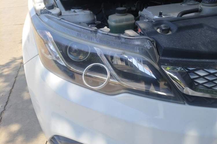 Used Soueast DX3 2018 EV400 Elite Edition Right Front Headlight