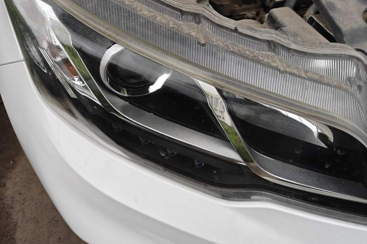Used Soueast DX3 2018 1.5L Manual Luxury Model Right Front Headlight
