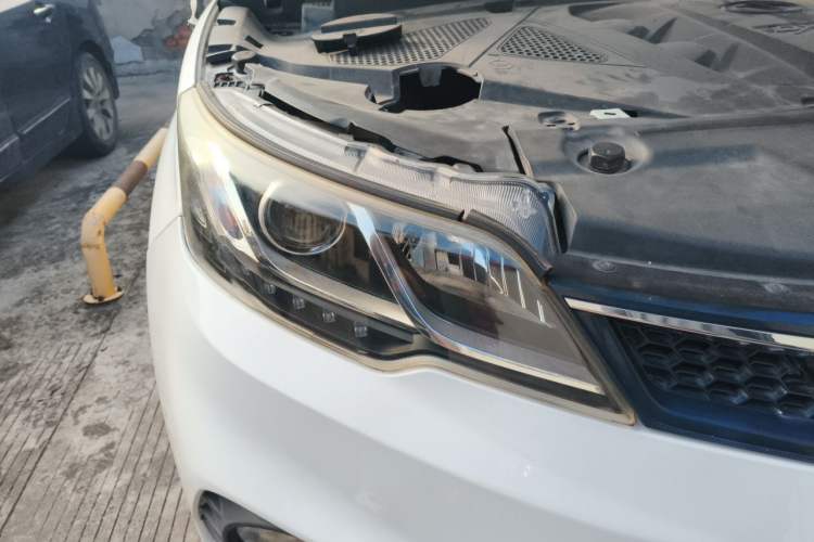 Used Soueast DX3 2018 1.5L Manual Luxury Model Right Front Headlight
