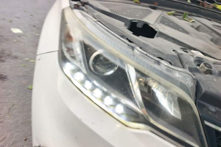 Used Soueast DX3 2018 1.5L Manual Luxury Model Right Front Headlight