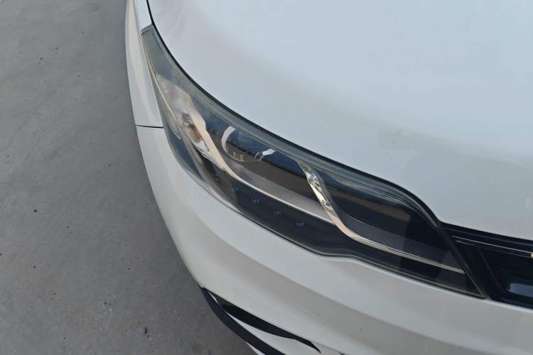 Used Soueast DX3 2018 1.5L Manual Luxury Model Right Front Headlight
