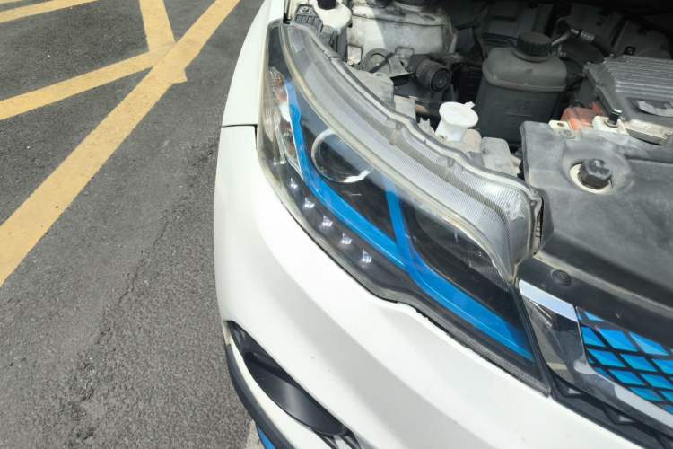 Used Soueast DX3 2018 EV400 Flagship Edition Right Front Headlight