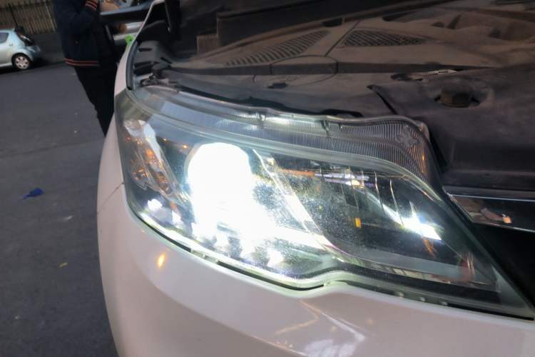 Used Soueast DX3 2018 1.5T SRG CVT Flagship Model Right Front Headlight
