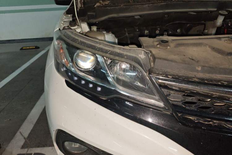 Used Soueast DX3 2018 1.5L Manual Luxury Model Right Front Headlight