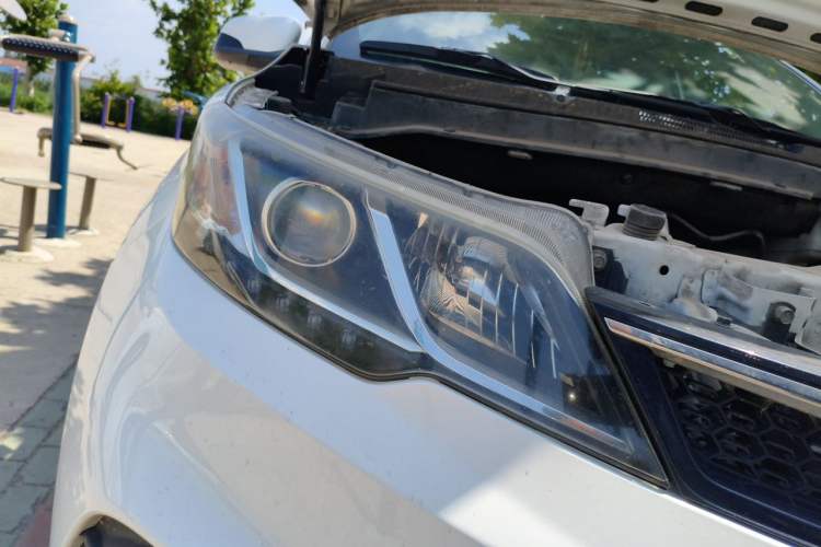 Used Soueast DX3 2018 1.5L Manual Luxury Model Right Front Headlight