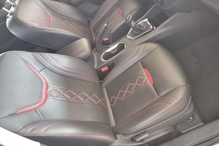 Used Soueast DX3 2018 1.5L Manual Luxury Model Right Front Seat