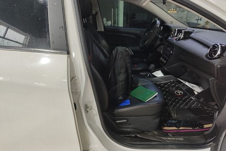 Used Soueast DX3 2018 1.5T CVT Luxury Model Right Front Seat