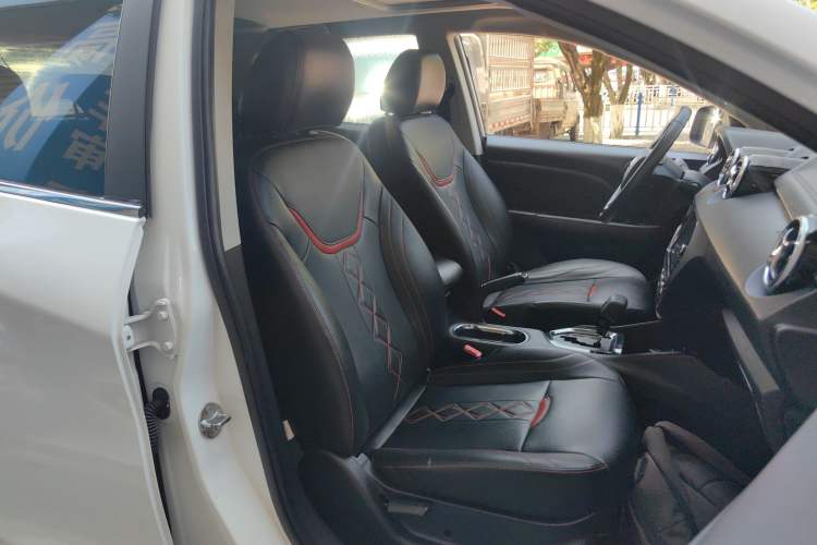 Used Soueast DX3 2018 1.5T CVT Luxury Model Right Front Seat